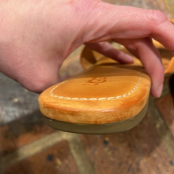 Ugg Ximena slide size 10 - Picture 10 of 12